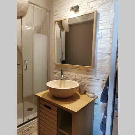 Le 112 St Leo Онфлёр