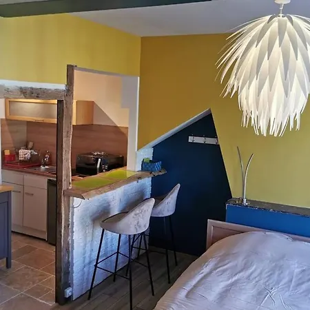 Le 112 St Leo Онфлёр